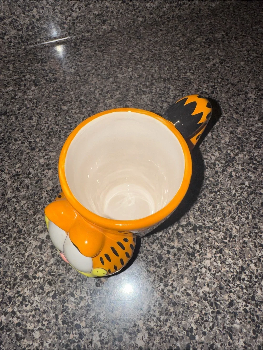 2005 Garfield Burton Ceramic Coffee Mug Tail Handle